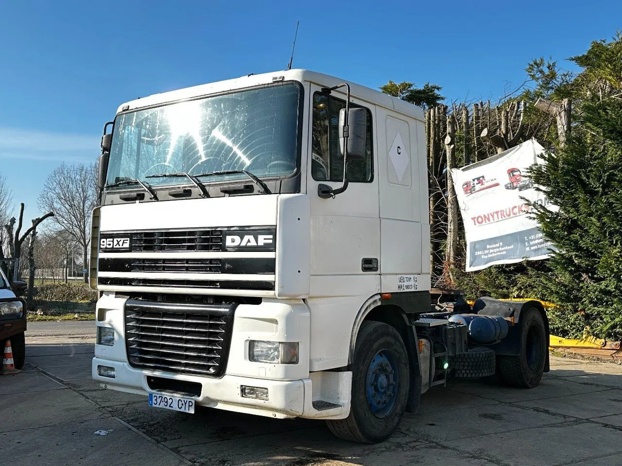 DAF XF 95.380 4X2 Tractor-unit Spring/Air ZF Manual DAF XF 95.380 4X2 Tractor-unit Spring/Air ZF Manual - Τράκτορας: φωτογραφία 2 DAF XF 95.380 4X2 Tractor-unit Spring/Air ZF Manual DAF XF 95.380 4X2 Tractor-unit Spring/Air ZF Manual - Τράκτορας: φωτογραφία 2