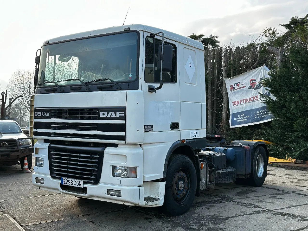 DAF XF 95.380 4X2 Tractor-unit Spring/Air ZF Manual DAF XF 95.380 4X2 Tractor-unit Spring/Air ZF Manual - Τράκτορας: φωτογραφία 2 DAF XF 95.380 4X2 Tractor-unit Spring/Air ZF Manual DAF XF 95.380 4X2 Tractor-unit Spring/Air ZF Manual - Τράκτορας: φωτογραφία 2