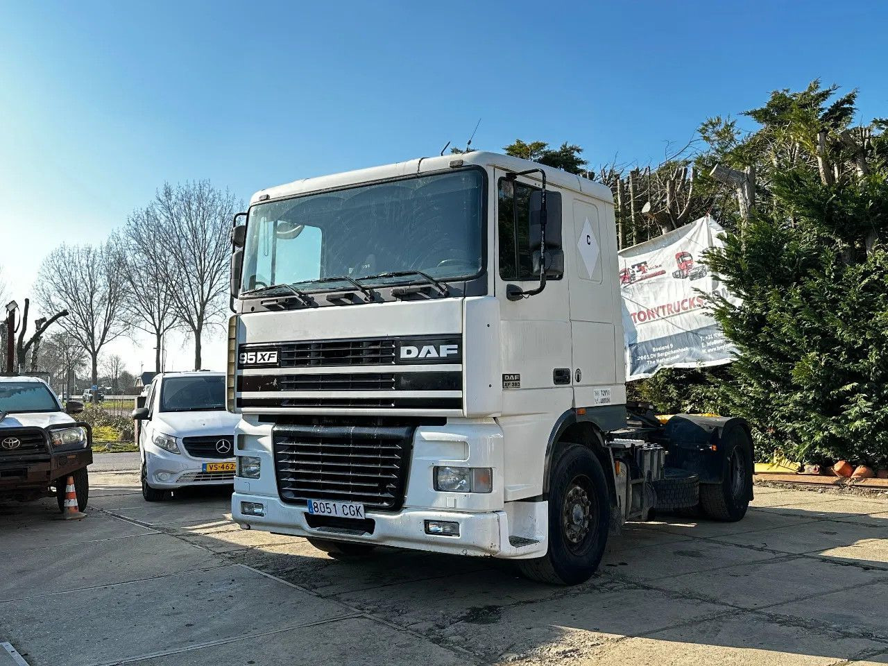 DAF XF 95.380 4X2 Tractor-unit Spring/Air ZF Manual DAF XF 95.380 4X2 Tractor-unit Spring/Air ZF Manual - Τράκτορας: φωτογραφία 2 DAF XF 95.380 4X2 Tractor-unit Spring/Air ZF Manual DAF XF 95.380 4X2 Tractor-unit Spring/Air ZF Manual - Τράκτορας: φωτογραφία 2
