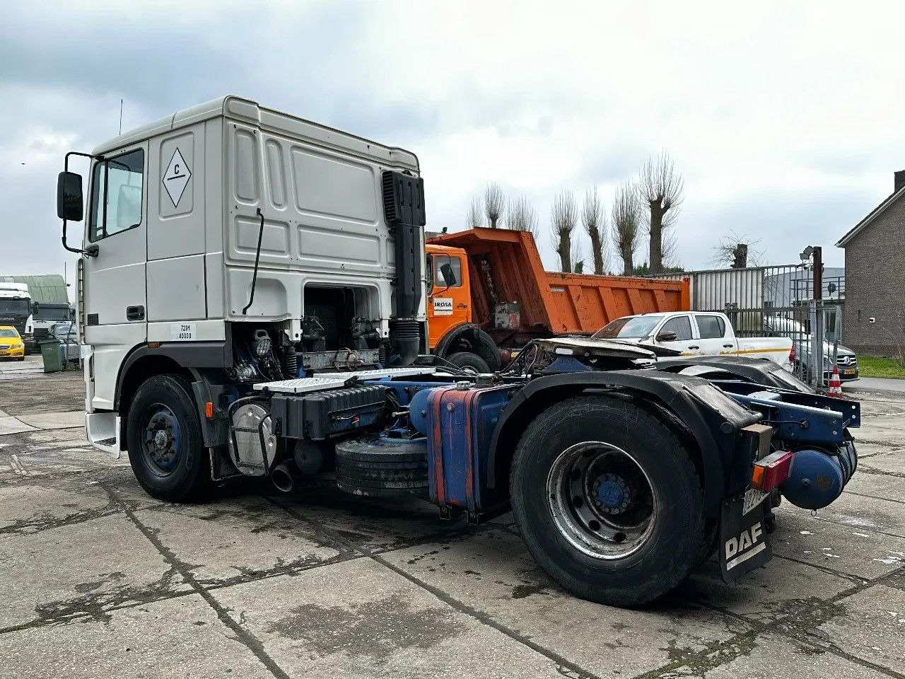 DAF XF 95.380 4X2 Tractor-unit Spring/Air ZF Manual DAF XF 95.380 4X2 Tractor-unit Spring/Air ZF Manual - Τράκτορας: φωτογραφία 3 DAF XF 95.380 4X2 Tractor-unit Spring/Air ZF Manual DAF XF 95.380 4X2 Tractor-unit Spring/Air ZF Manual - Τράκτορας: φωτογραφία 3