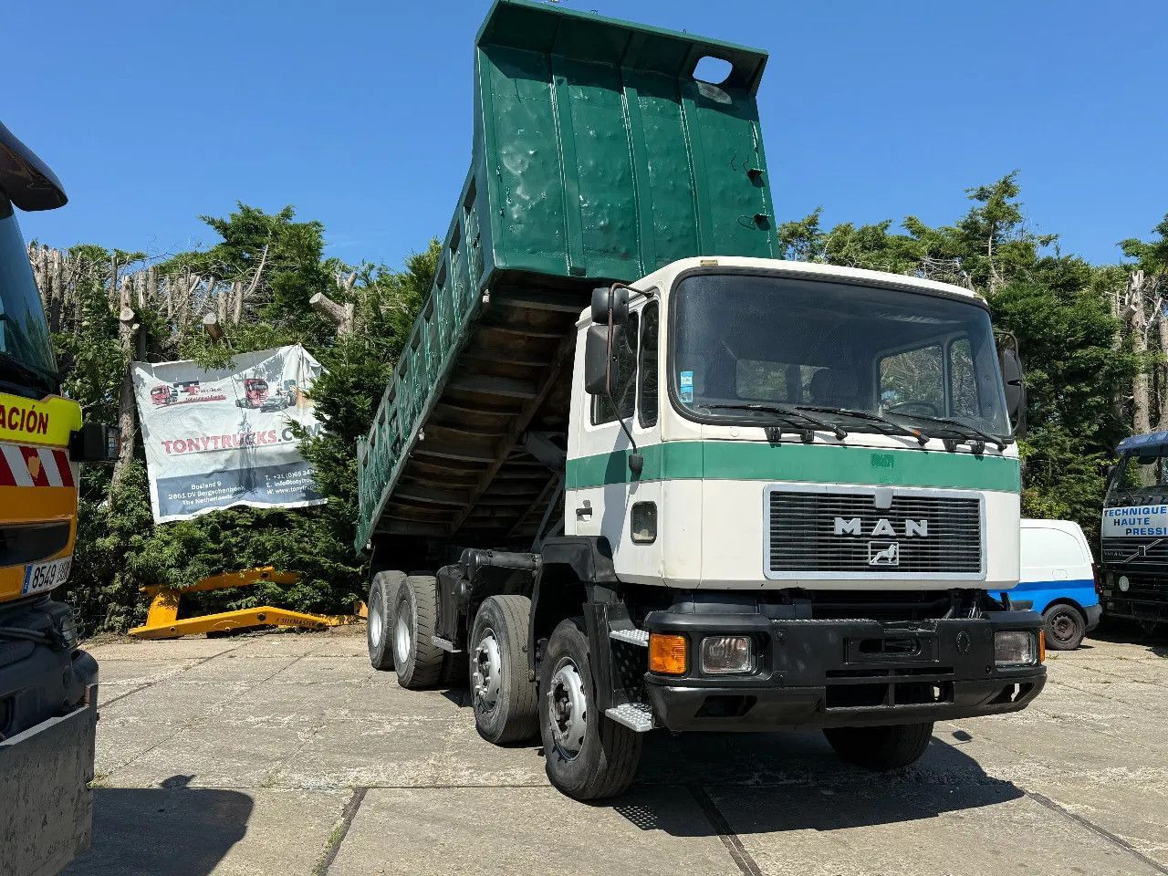 MAN 35.372 8X4 Tipper Spring/Spring ZF Manual Gear E - Φορτηγό ανατρεπόμενο: φωτογραφία 1 MAN 35.372 8X4 Tipper Spring/Spring ZF Manual Gear E - Φορτηγό ανατρεπόμενο: φωτογραφία 1