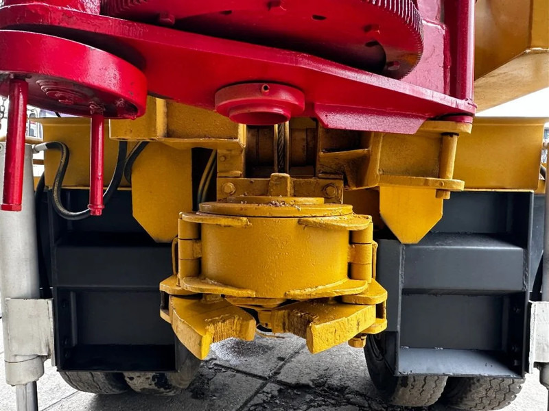 Mercedes-Benz 2028 4X4 DRILLING RIG WIRTH 250M IR AIR COMPRESSOR - Μηχάνημα διάτρησης: φωτογραφία 4 Mercedes-Benz 2028 4X4 DRILLING RIG WIRTH 250M IR AIR COMPRESSOR - Μηχάνημα διάτρησης: φωτογραφία 4