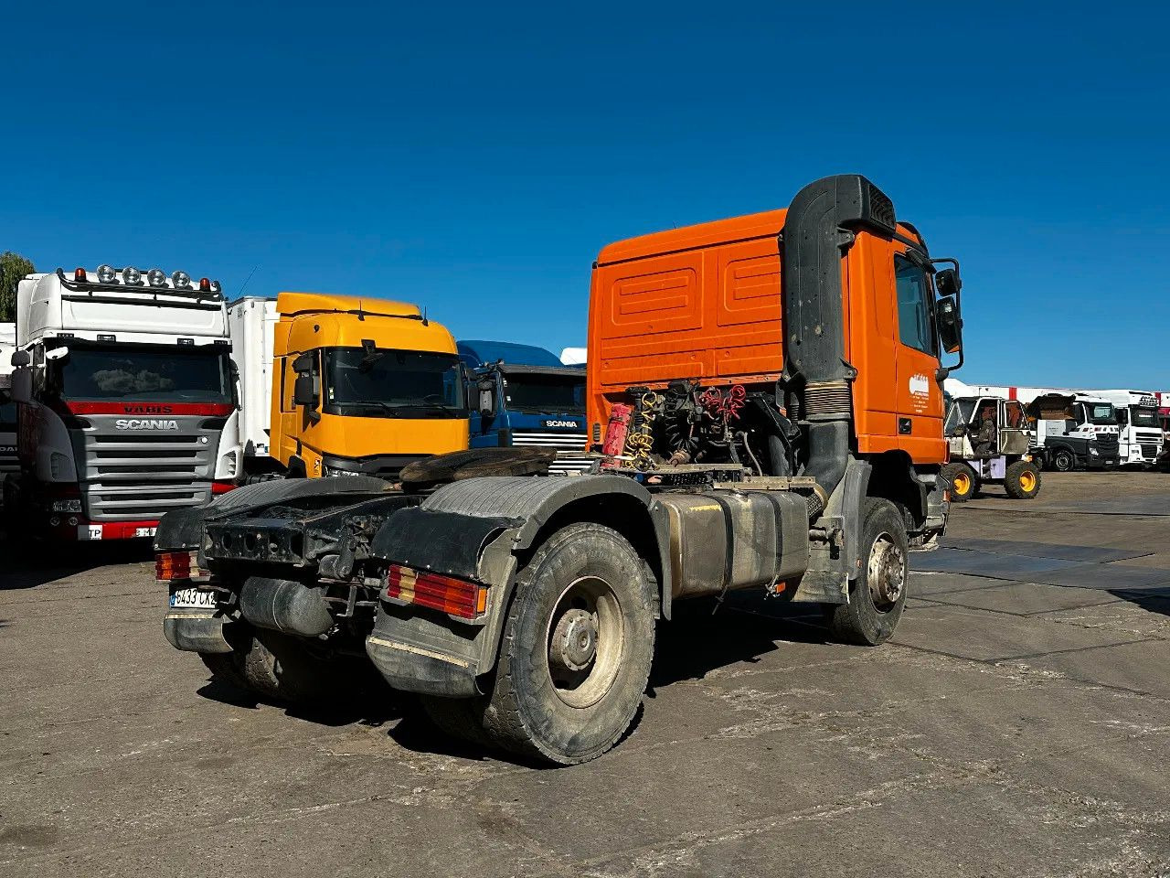 Mercedes-Benz Actros 2040 V6 4X4 Tractor-Unit Spring/Spring EP - Τράκτορας: φωτογραφία 4 Mercedes-Benz Actros 2040 V6 4X4 Tractor-Unit Spring/Spring EP - Τράκτορας: φωτογραφία 4