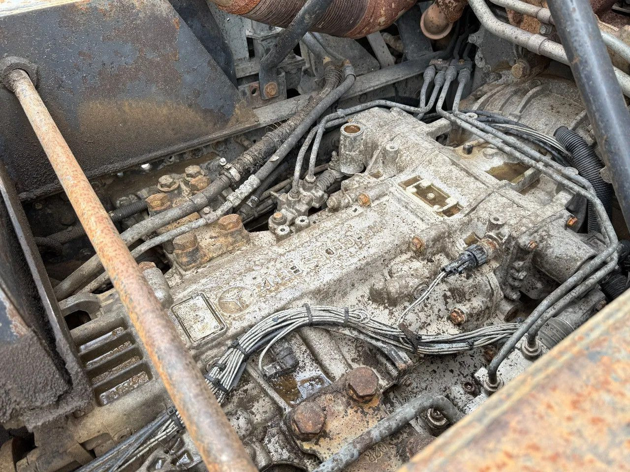 Φορτηγό ανατρεπόμενο Mercedes-Benz Actros 4140 V6 8X4 Tipper Spring/Spring Manual G: φωτογραφία 9