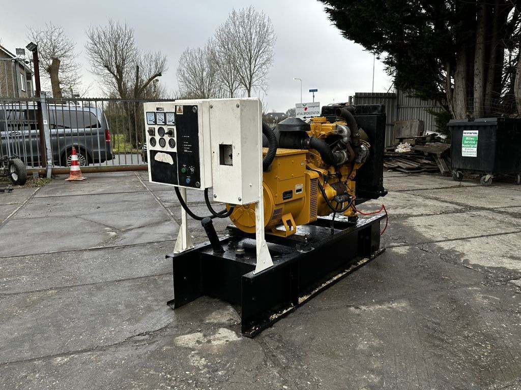 Olympian 60KVA Generator 3 Phase Olympian 60KVA Generator 3 Phase - Βιομηχανική γεννήτρια: φωτογραφία 2 Olympian 60KVA Generator 3 Phase Olympian 60KVA Generator 3 Phase - Βιομηχανική γεννήτρια: φωτογραφία 2