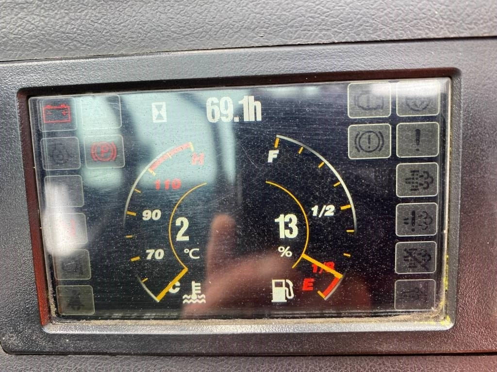 Πετρελαιοκίνητο περονοφόρο Manitou MI 25 D: φωτογραφία 8