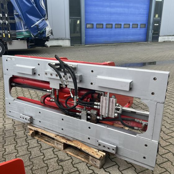 Dürwen Bale Clamp with side shift - Σφιγκτήρας για Γεωργικά μηχανήματα: φωτογραφία 1 Dürwen Bale Clamp with side shift - Σφιγκτήρας για Γεωργικά μηχανήματα: φωτογραφία 1
