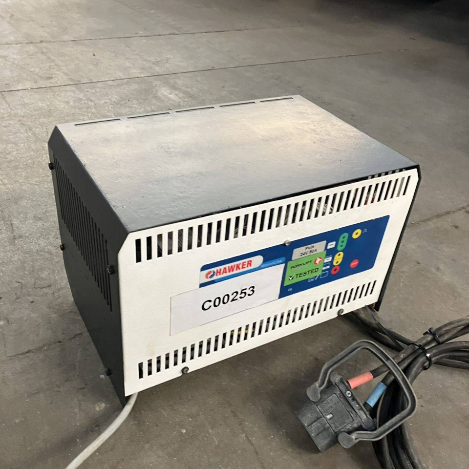 Hawker 24V/50A (2) - Ανταλλακτικό για Ανυψωτικό μηχάνημα: φωτογραφία 2 Hawker 24V/50A (2) - Ανταλλακτικό για Ανυψωτικό μηχάνημα: φωτογραφία 2