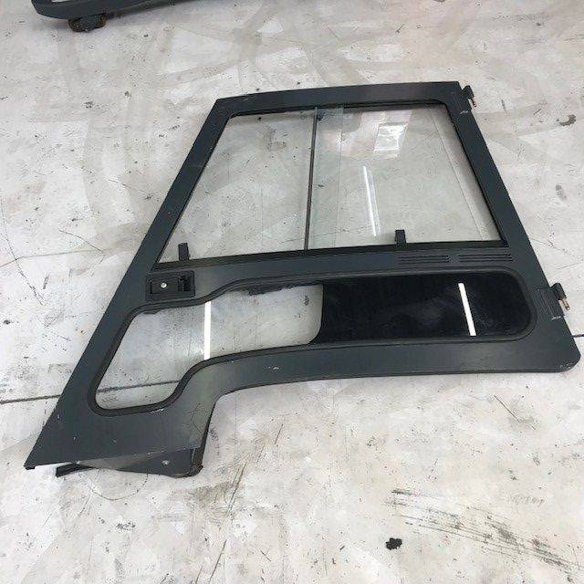Left door for Linde series 387 - Πόρτα και ανταλλακτικά για Ανυψωτικό μηχάνημα: φωτογραφία 1 Left door for Linde series 387 - Πόρτα και ανταλλακτικά για Ανυψωτικό μηχάνημα: φωτογραφία 1