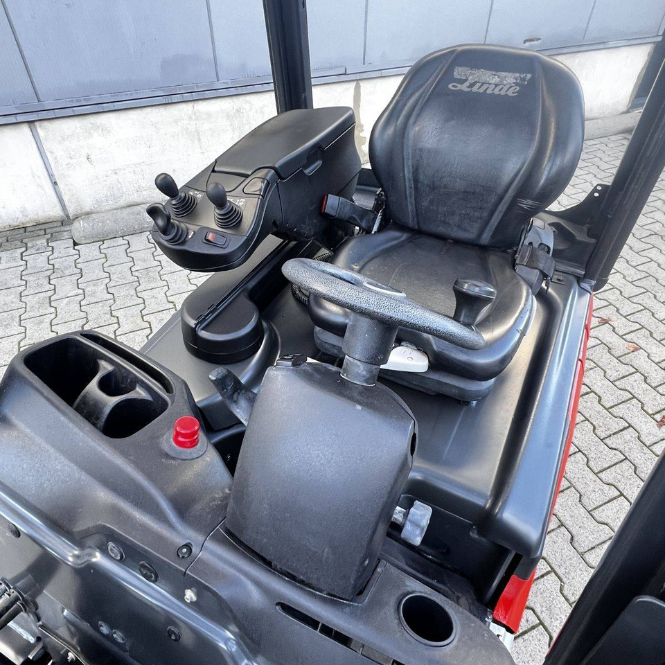 Linde E15 (386-02) EVO - Ηλεκτροκίνητο περονοφόρο: φωτογραφία 4 Linde E15 (386-02) EVO - Ηλεκτροκίνητο περονοφόρο: φωτογραφία 4