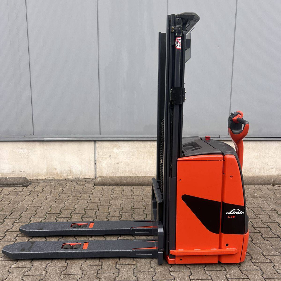 Linde L16 (1173) - Μηχάνημα στοίβαξης: φωτογραφία 3 Linde L16 (1173) - Μηχάνημα στοίβαξης: φωτογραφία 3