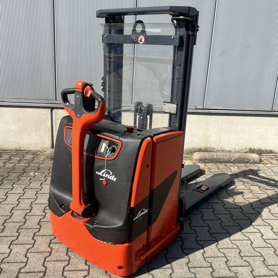 Linde L16 (1173) - Μηχάνημα στοίβαξης: φωτογραφία 1 Linde L16 (1173) - Μηχάνημα στοίβαξης: φωτογραφία 1