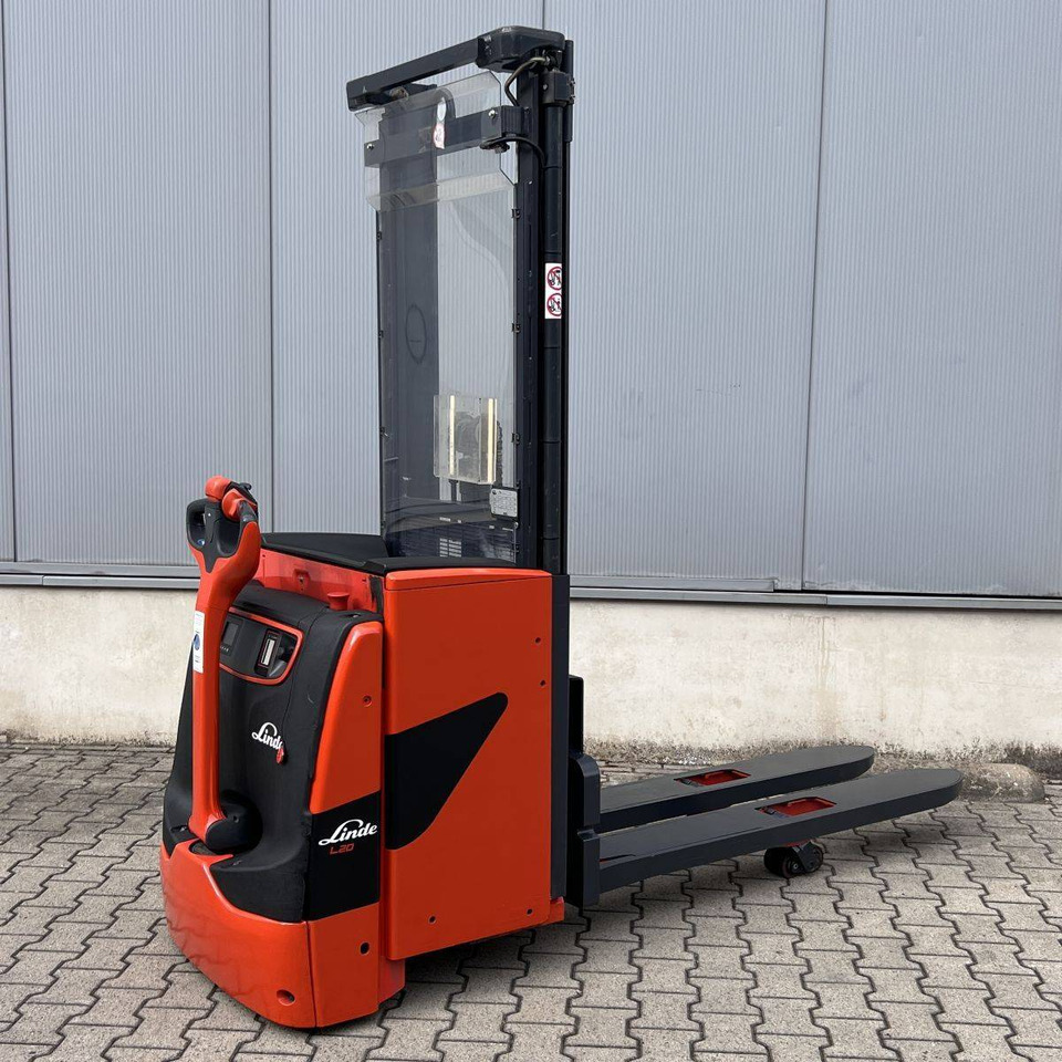 Linde L20i (1173) - Μηχάνημα στοίβαξης: φωτογραφία 2 Linde L20i (1173) - Μηχάνημα στοίβαξης: φωτογραφία 2