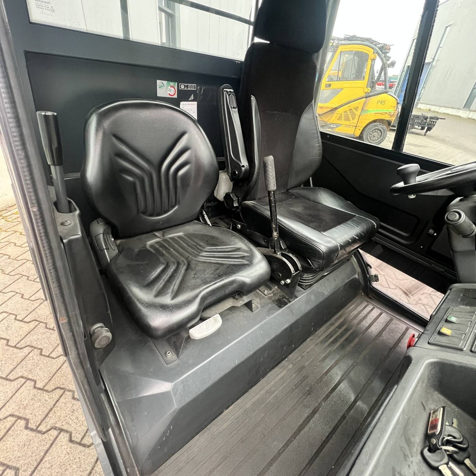 Linde P250 SWB (127) - Μηχάνημα έλξης: φωτογραφία 3 Linde P250 SWB (127) - Μηχάνημα έλξης: φωτογραφία 3