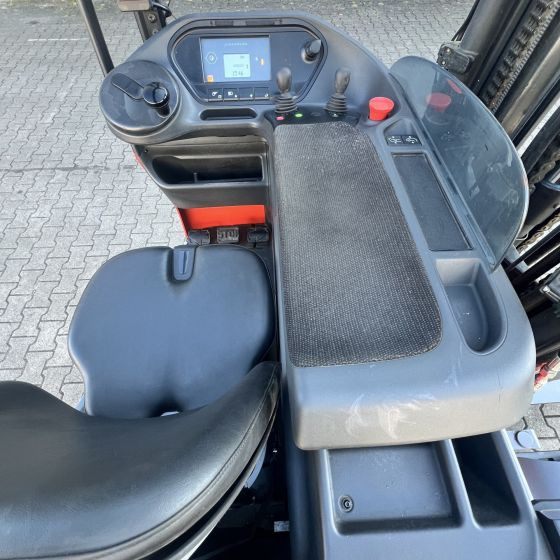 Linde R14G (1120) - Ανυψωτικό στενών δρόμων: φωτογραφία 3 Linde R14G (1120) - Ανυψωτικό στενών δρόμων: φωτογραφία 3