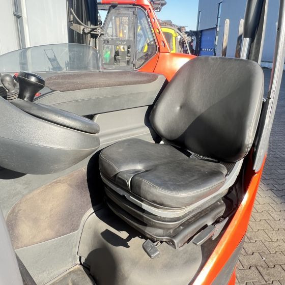 Linde R14G (1120) - Ανυψωτικό στενών δρόμων: φωτογραφία 2 Linde R14G (1120) - Ανυψωτικό στενών δρόμων: φωτογραφία 2