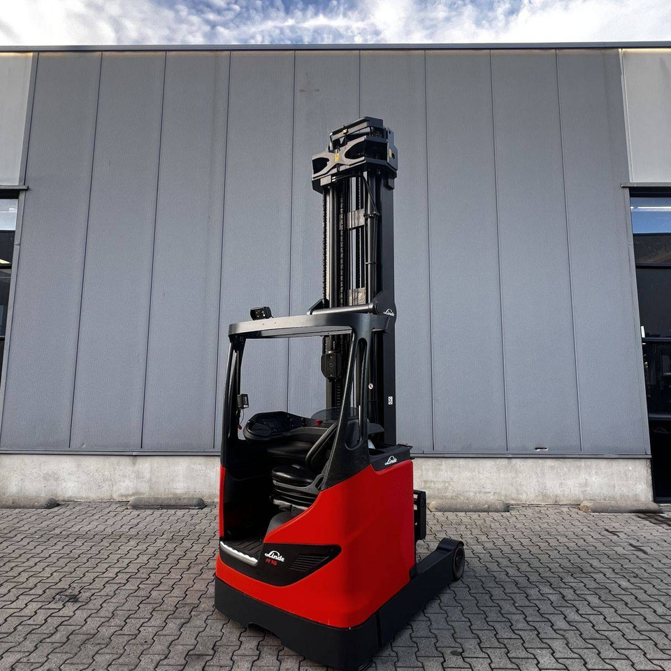 Linde R16 HD (1120) - Ανυψωτικό στενών δρόμων: φωτογραφία 1 Linde R16 HD (1120) - Ανυψωτικό στενών δρόμων: φωτογραφία 1