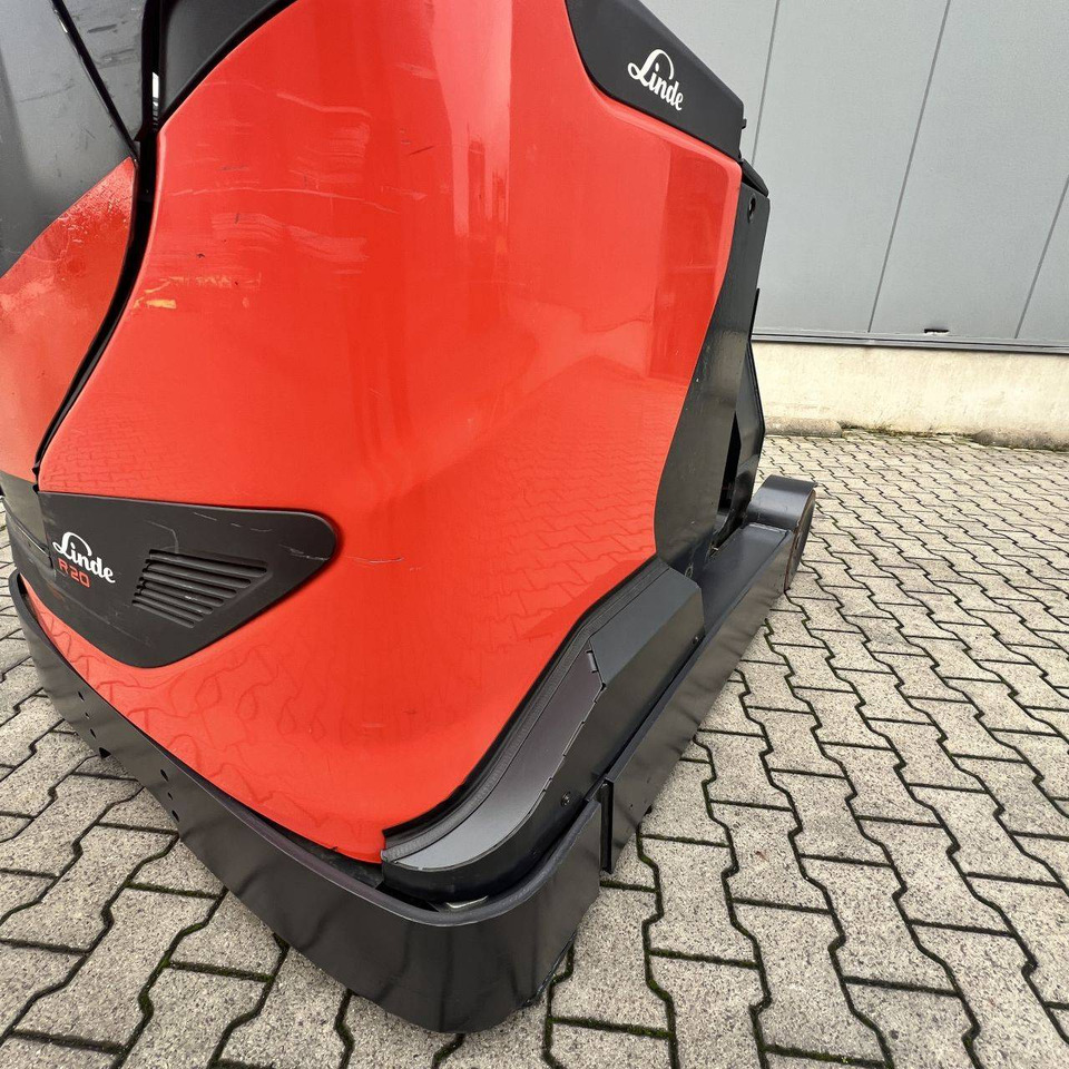 Linde R20W (1120) - Ανυψωτικό στενών δρόμων: φωτογραφία 4 Linde R20W (1120) - Ανυψωτικό στενών δρόμων: φωτογραφία 4