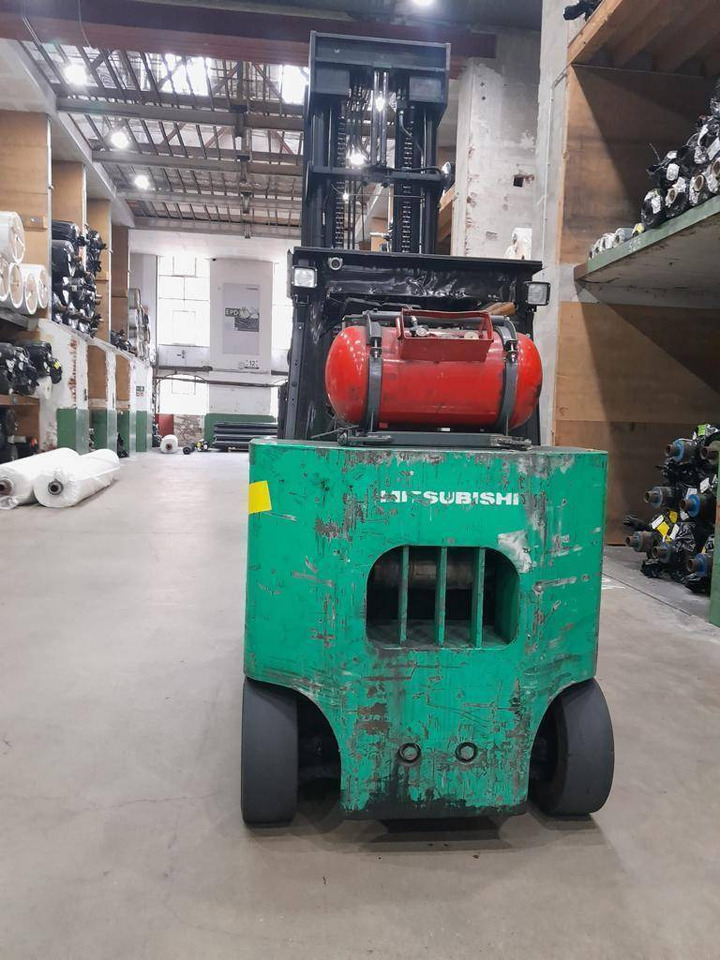 Mitsubishi FGC70K - Υγραεριοκίνητο περονοφόρο: φωτογραφία 3 Mitsubishi FGC70K - Υγραεριοκίνητο περονοφόρο: φωτογραφία 3