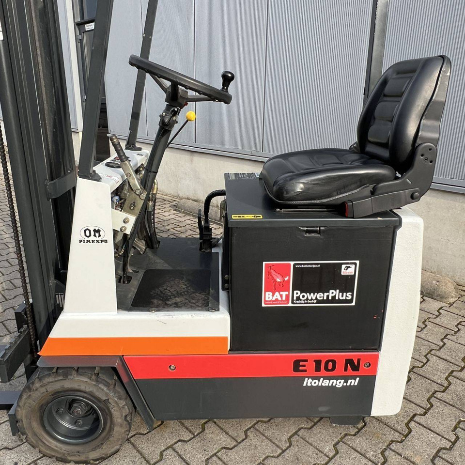 OM Pimespo E10N - Ηλεκτροκίνητο περονοφόρο: φωτογραφία 4 OM Pimespo E10N - Ηλεκτροκίνητο περονοφόρο: φωτογραφία 4