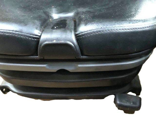 Seat for Linde 1120 Series - Kάθισμα για Ανυψωτικό μηχάνημα: φωτογραφία 2 Seat for Linde 1120 Series - Kάθισμα για Ανυψωτικό μηχάνημα: φωτογραφία 2