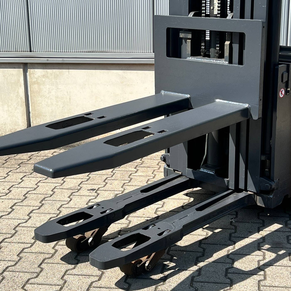 Still EGV20LB - Μηχάνημα στοίβαξης: φωτογραφία 5 Still EGV20LB - Μηχάνημα στοίβαξης: φωτογραφία 5