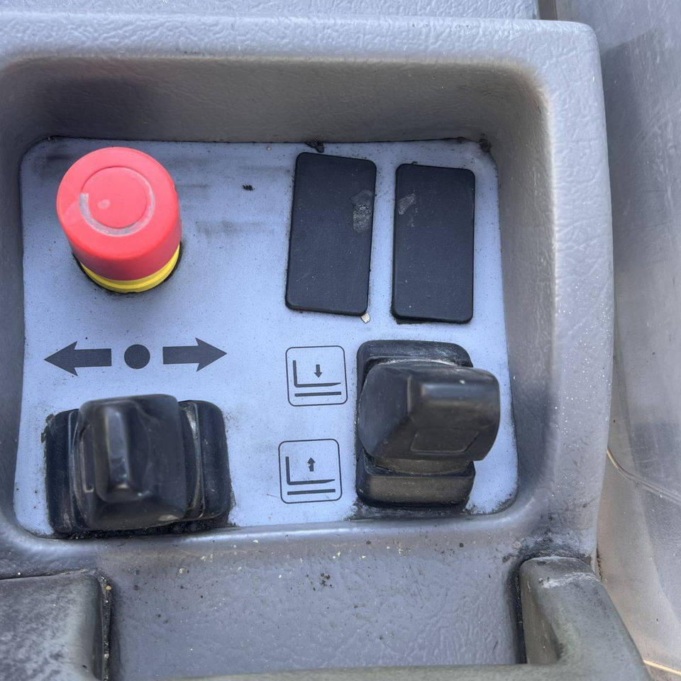 Μηχάνημα στοίβαξης Unicarriers 160SDTFV540 AJN: φωτογραφία 9 Μηχάνημα στοίβαξης Unicarriers 160SDTFV540 AJN: φωτογραφία 9