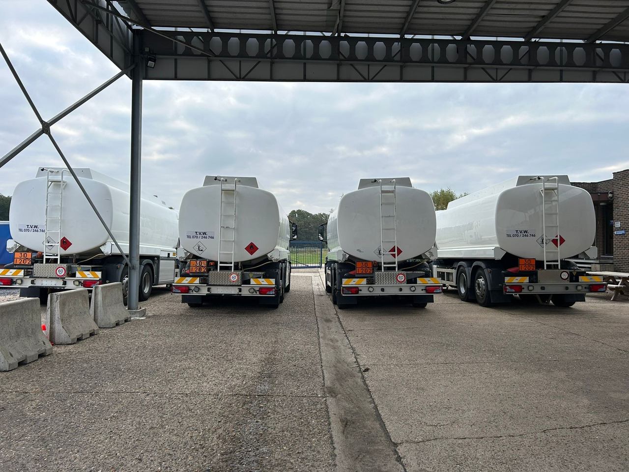 MAN TGS (lot of 4) - Φορτηγό βυτιοφόρο: φωτογραφία 5 MAN TGS (lot of 4) - Φορτηγό βυτιοφόρο: φωτογραφία 5