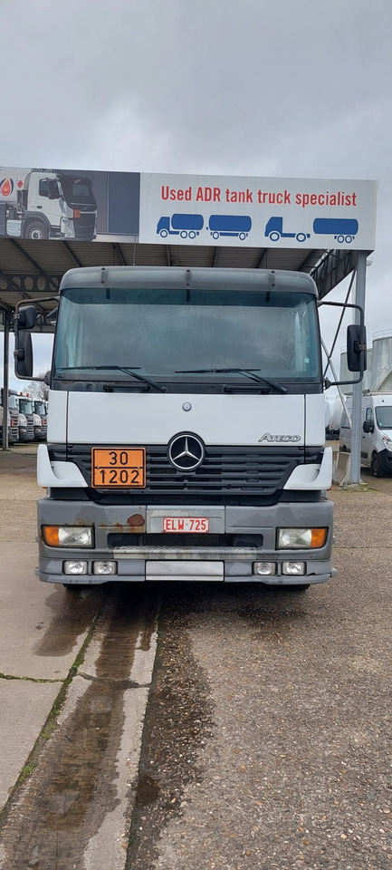 MERCEDES - Φορτηγό βυτιοφόρο: φωτογραφία 5 MERCEDES - Φορτηγό βυτιοφόρο: φωτογραφία 5