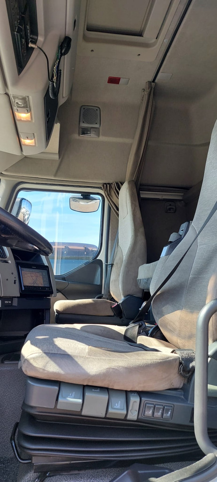 RENAULT PREMIUM 410 - Τράκτορας: φωτογραφία 2 RENAULT PREMIUM 410 - Τράκτορας: φωτογραφία 2
