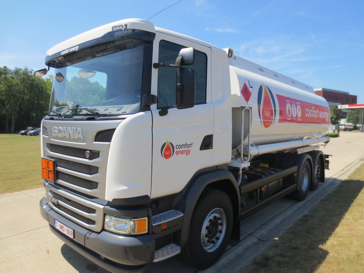 SCANIA G370 - Φορτηγό βυτιοφόρο: φωτογραφία 1 SCANIA G370 - Φορτηγό βυτιοφόρο: φωτογραφία 1