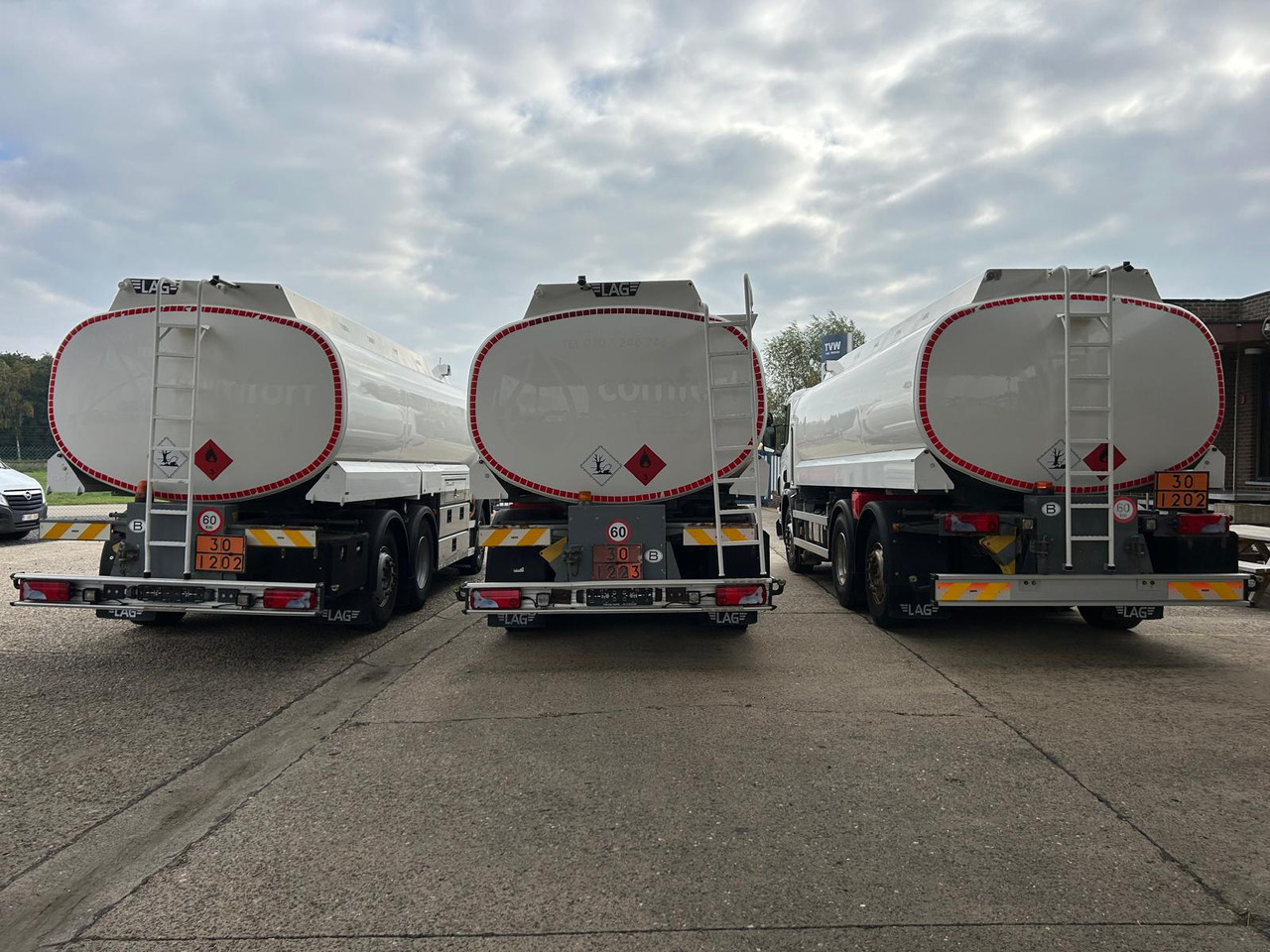 SCANIA P320/P360 (lot of 3) - Φορτηγό βυτιοφόρο: φωτογραφία 5 SCANIA P320/P360 (lot of 3) - Φορτηγό βυτιοφόρο: φωτογραφία 5