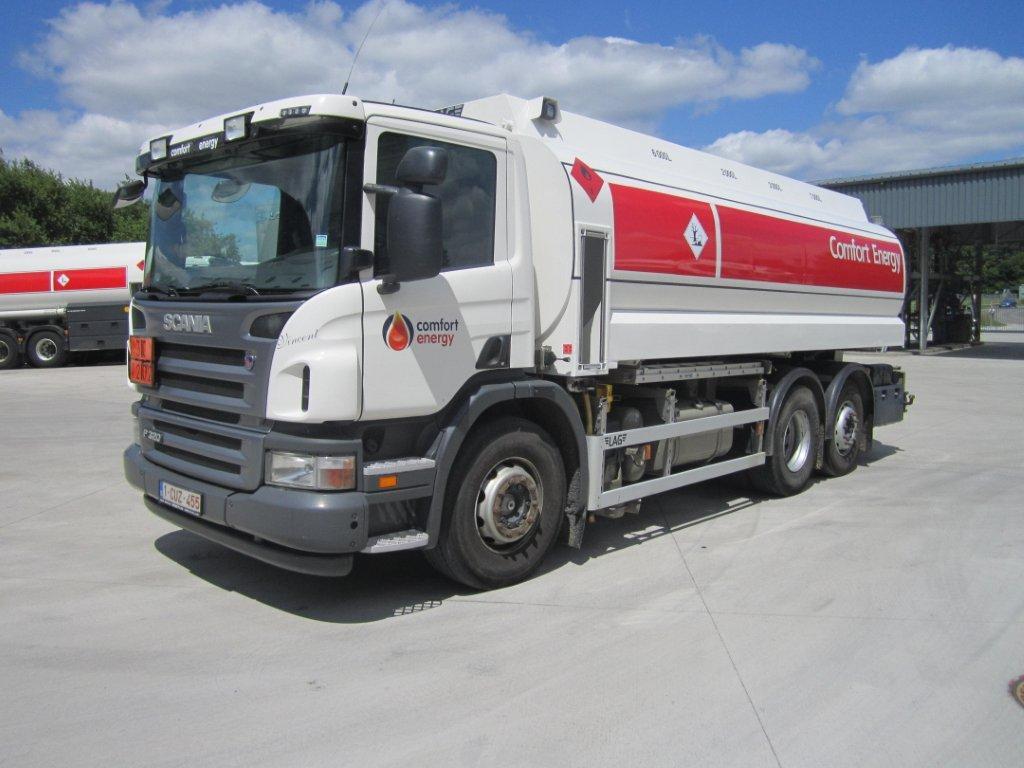 Scania P320 - Φορτηγό βυτιοφόρο: φωτογραφία 1 Scania P320 - Φορτηγό βυτιοφόρο: φωτογραφία 1
