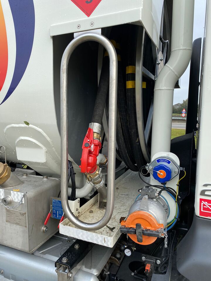 VOLVO FL - Φορτηγό βυτιοφόρο: φωτογραφία 2 VOLVO FL - Φορτηγό βυτιοφόρο: φωτογραφία 2