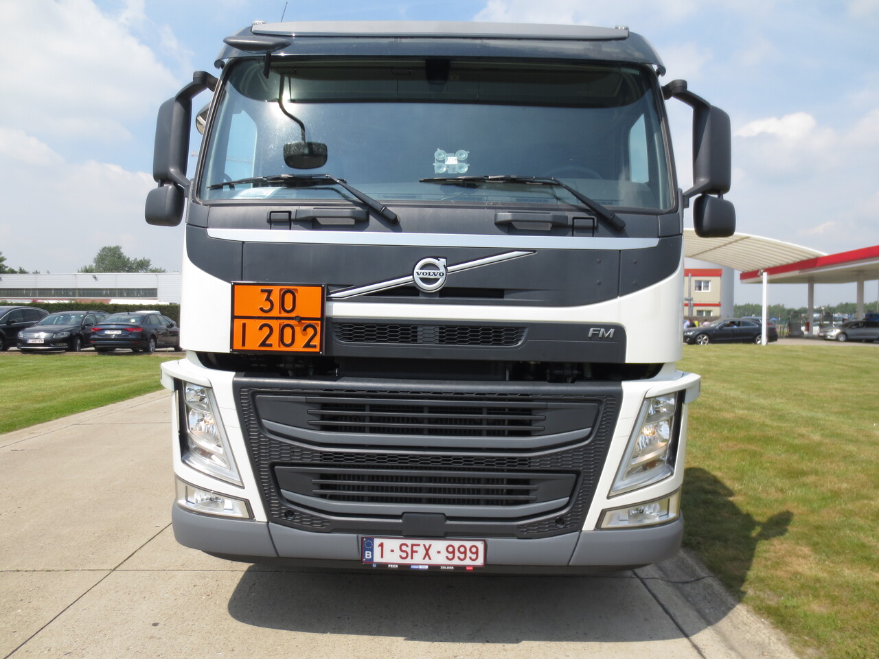 VOLVO FM - Φορτηγό βυτιοφόρο: φωτογραφία 3 VOLVO FM - Φορτηγό βυτιοφόρο: φωτογραφία 3