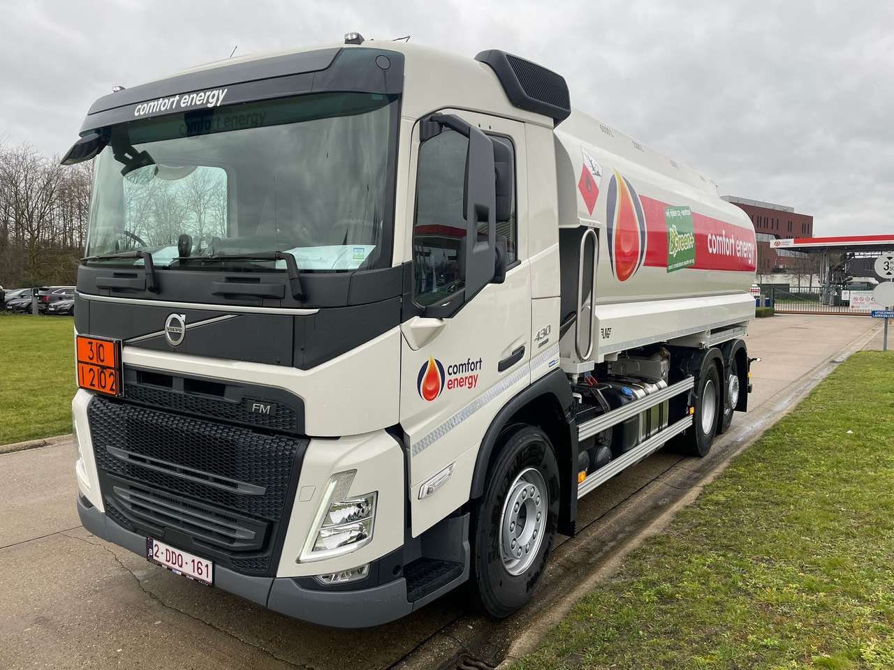 VOLVO FM - Φορτηγό βυτιοφόρο: φωτογραφία 1 VOLVO FM - Φορτηγό βυτιοφόρο: φωτογραφία 1