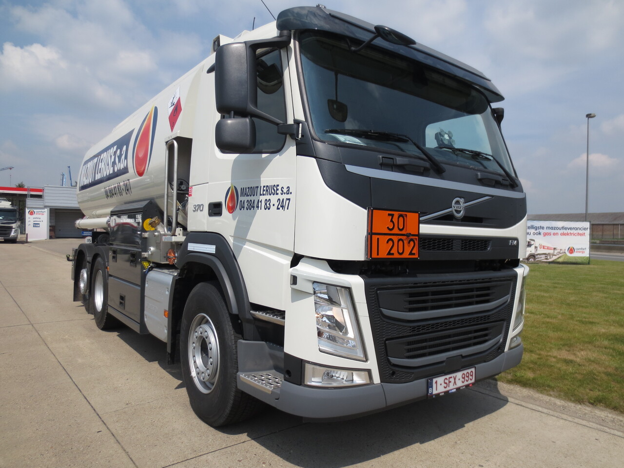 VOLVO FM - Φορτηγό βυτιοφόρο: φωτογραφία 4 VOLVO FM - Φορτηγό βυτιοφόρο: φωτογραφία 4