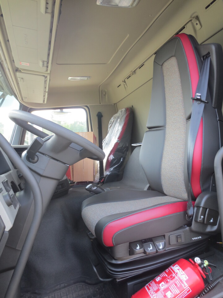 Φορτηγό βυτιοφόρο Volvo FM: φωτογραφία 6