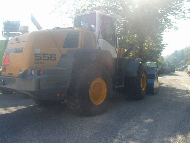 Liebherr L556 2plus2 - Ελαστιχοφόρος φορτωτής: φωτογραφία 2 Liebherr L556 2plus2 - Ελαστιχοφόρος φορτωτής: φωτογραφία 2