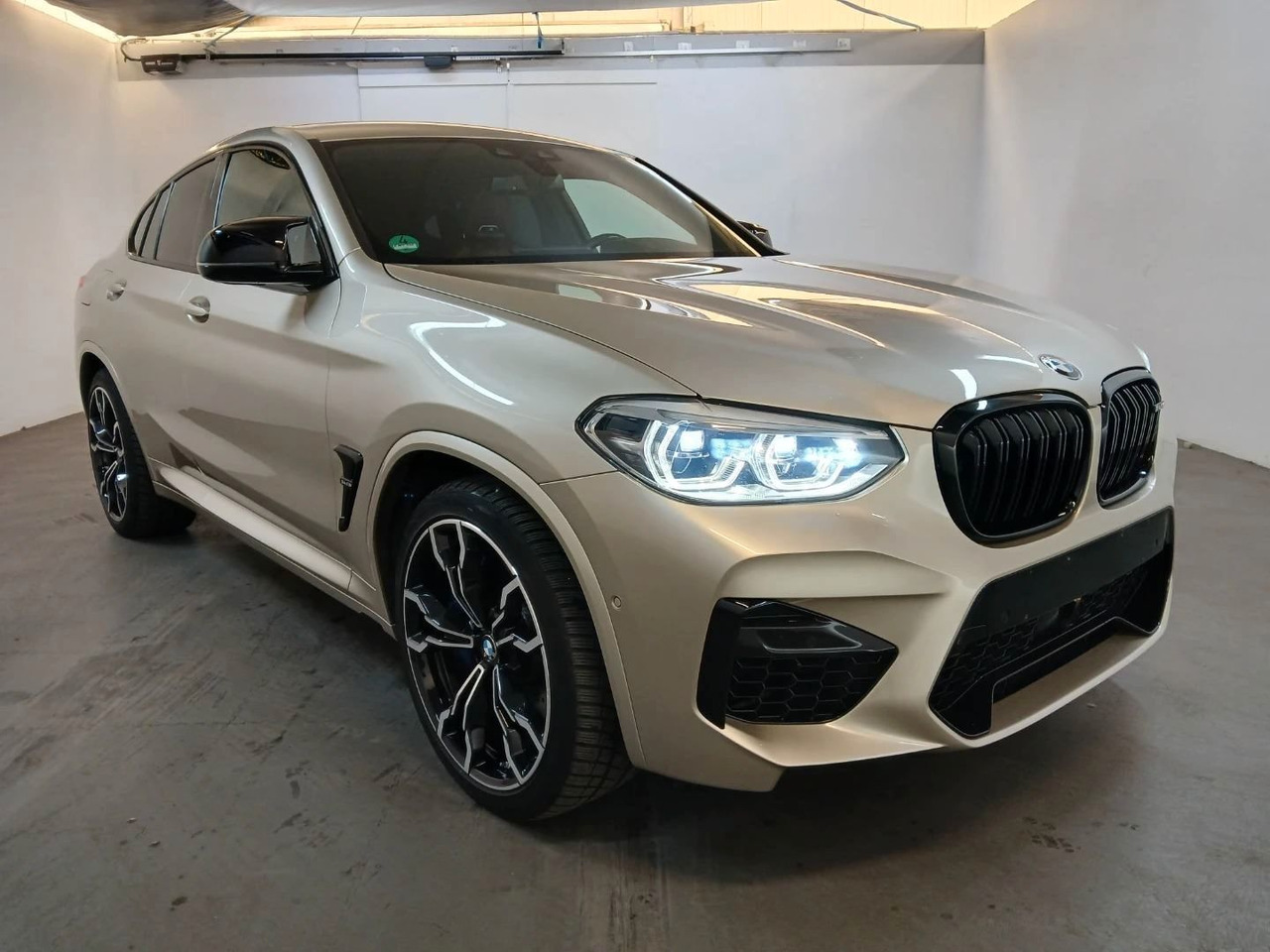 BMW X4 M Competition,Harman Kardon,ACC, Shadow Line - SUV: φωτογραφία 2 BMW X4 M Competition,Harman Kardon,ACC, Shadow Line - SUV: φωτογραφία 2