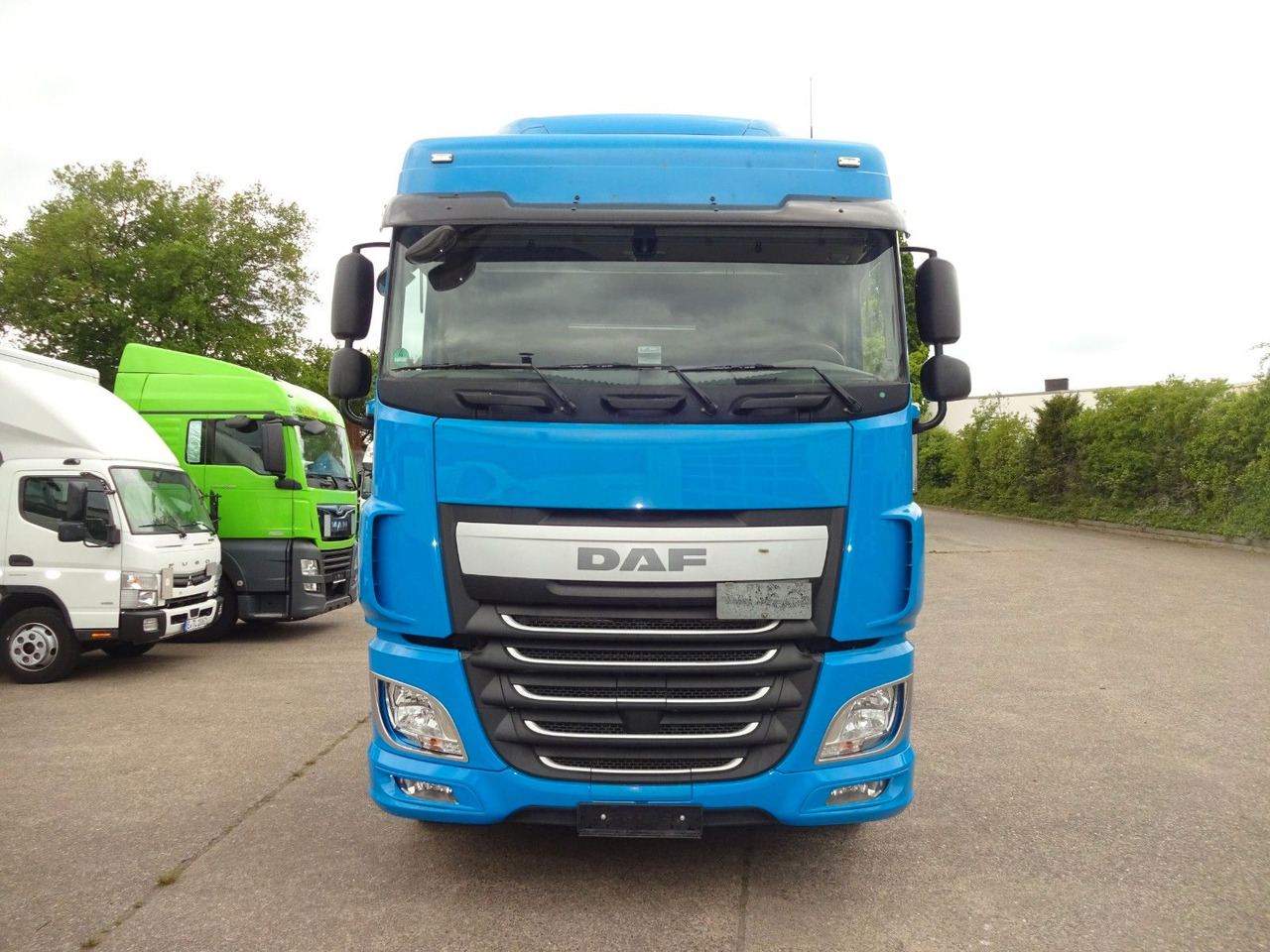 DAF XF 440, SC, Klima, 2 x Tank, Intarder, Standklim - Τράκτορας: φωτογραφία 2 DAF XF 440, SC, Klima, 2 x Tank, Intarder, Standklim - Τράκτορας: φωτογραφία 2