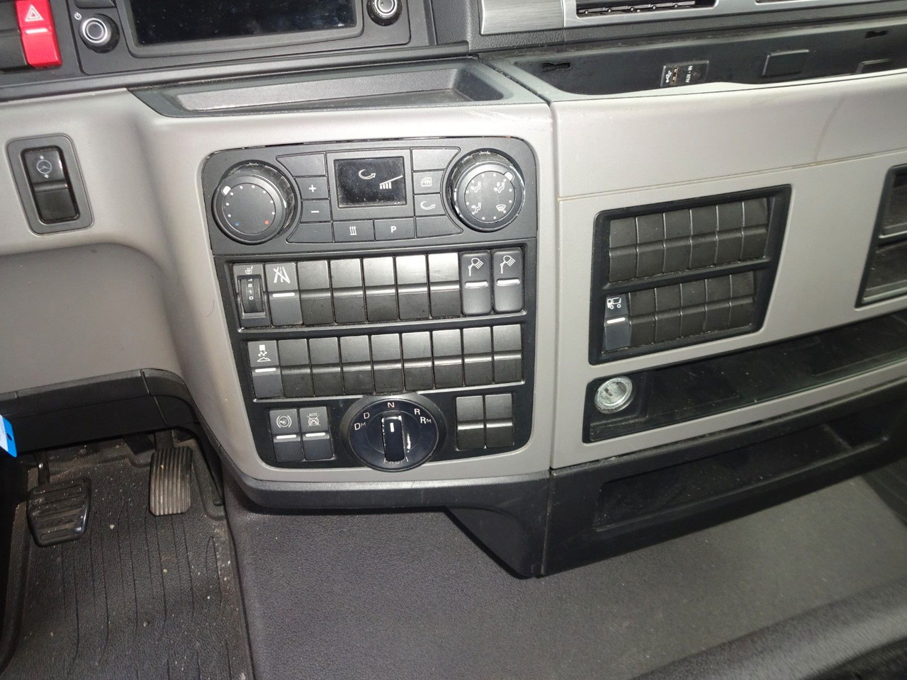 Μίσθωση MAN TGL 8.190, LBW, Luft, Tempomat, Standheizung MAN TGL 8.190, LBW, Luft, Tempomat, Standheizung: φωτογραφία 25 Μίσθωση MAN TGL 8.190, LBW, Luft, Tempomat, Standheizung MAN TGL 8.190, LBW, Luft, Tempomat, Standheizung: φωτογραφία 25