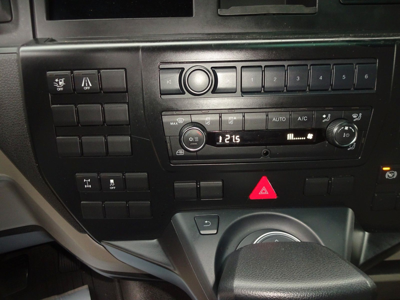 Μίσθωση  MAN TGX 18.470, XLX, Retarder, ACC, 2 x Tank MAN TGX 18.470, XLX, Retarder, ACC, 2 x Tank: φωτογραφία 20