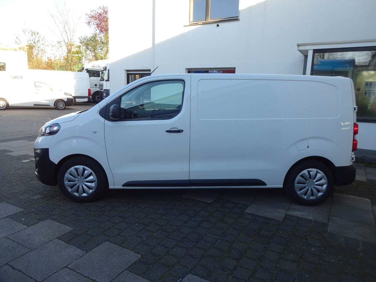 Opel 50 x Vivaro Kasten, L1H1, Klima, PDC, Tempomat - Μικρό βαν: φωτογραφία 4 Opel 50 x Vivaro Kasten, L1H1, Klima, PDC, Tempomat - Μικρό βαν: φωτογραφία 4