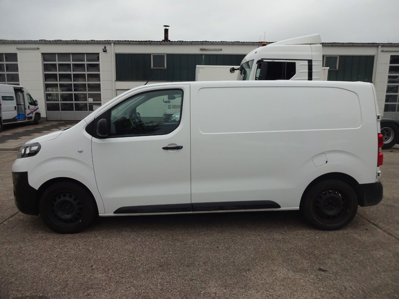 Opel Vivaro Kasten L1H1, Klima, PDC, - Μικρό βαν: φωτογραφία 3 Opel Vivaro Kasten L1H1, Klima, PDC, - Μικρό βαν: φωτογραφία 3