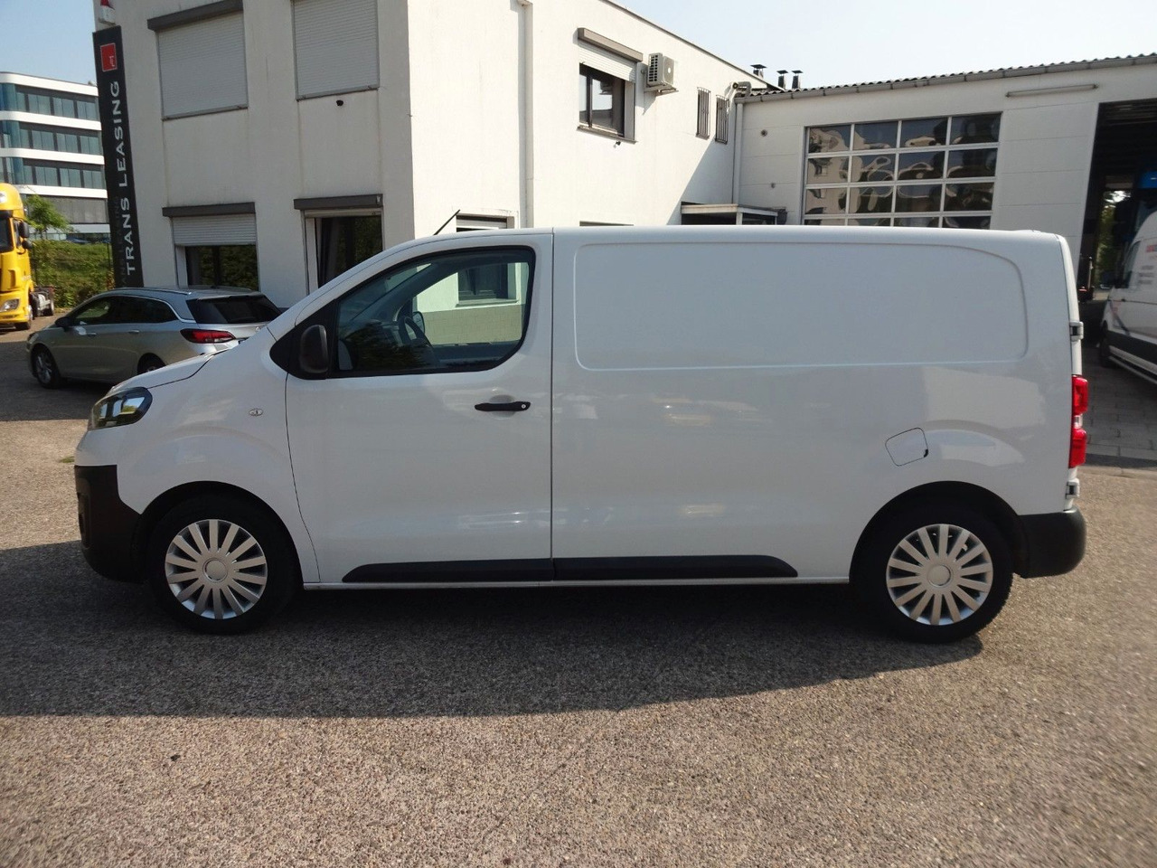 Opel Vivaro Kasten L1H1, Klima, PDC, - Βαν: φωτογραφία 4 Opel Vivaro Kasten L1H1, Klima, PDC, - Βαν: φωτογραφία 4