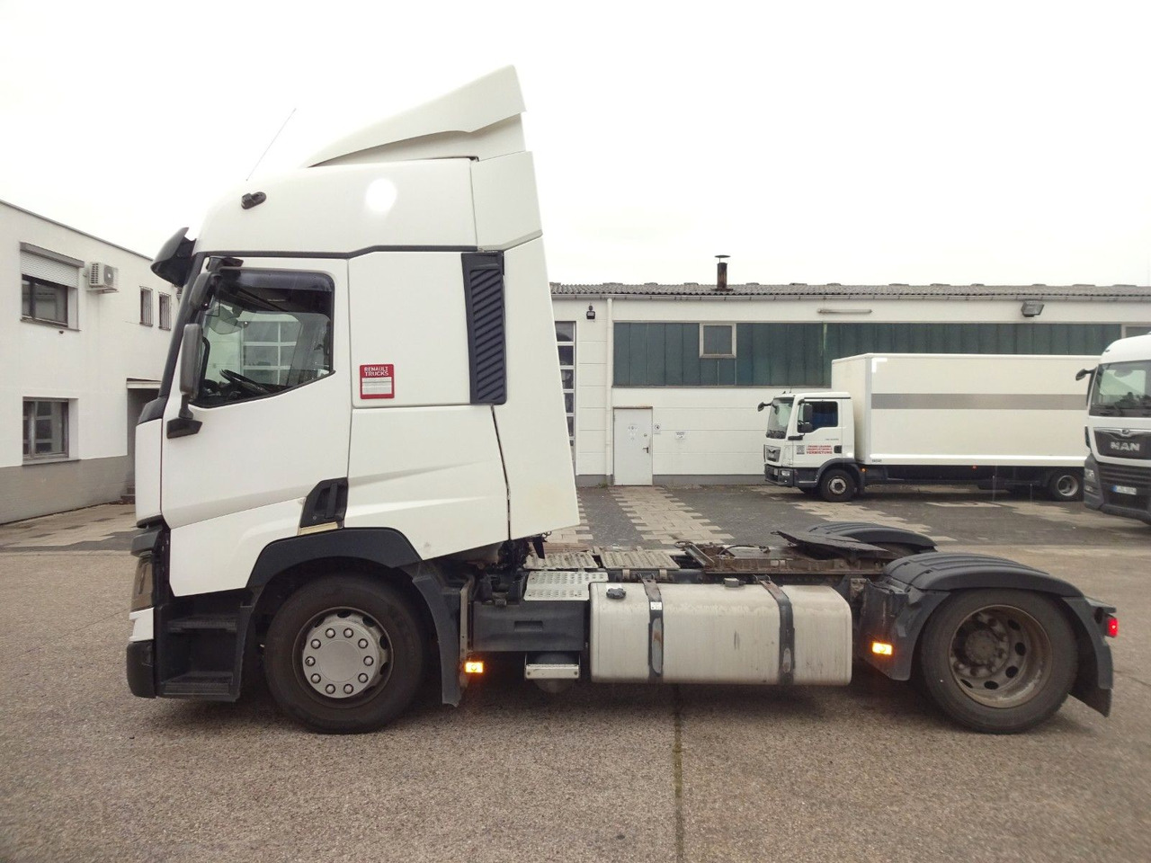 Renault Premium 460, Low Liner, Hubsattelkupplung - Τράκτορας: φωτογραφία 4 Renault Premium 460, Low Liner, Hubsattelkupplung - Τράκτορας: φωτογραφία 4
