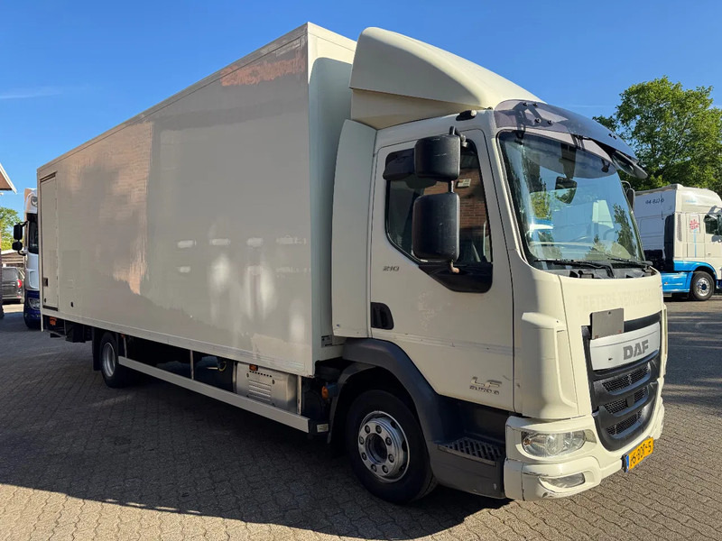DAF LF 210 12T Airco 7.3M Koffer LBW 449.300KM NL Truck - Φορτηγό κόφα: φωτογραφία 2 DAF LF 210 12T Airco 7.3M Koffer LBW 449.300KM NL Truck - Φορτηγό κόφα: φωτογραφία 2