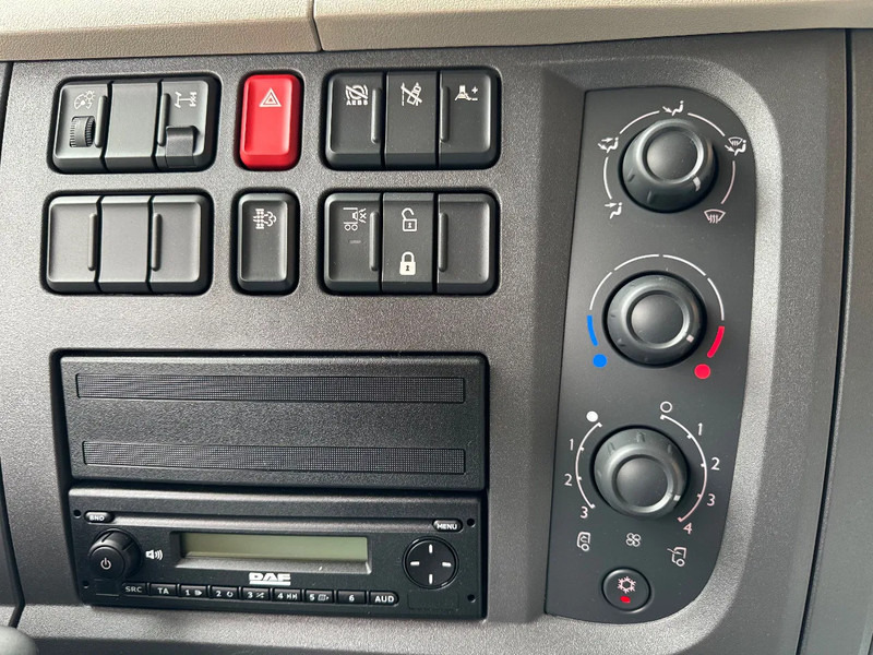 Νέα Φορτηγό κόφα DAF LF 210 FA 6.1M Bakwagen NIEUW, Volledige garantie 3 jaar, Laadklep - Airco - Vangmuil: φωτογραφία 11 Νέα Φορτηγό κόφα DAF LF 210 FA 6.1M Bakwagen NIEUW, Volledige garantie 3 jaar, Laadklep - Airco - Vangmuil: φωτογραφία 11