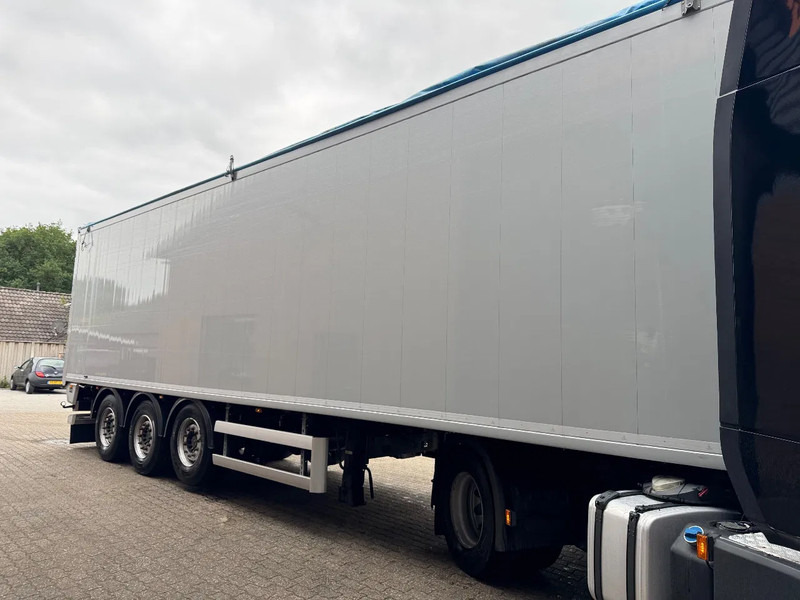 Knapen Trailers K200 11M Agrar 71m3 Cargo Floor Liftas SAF Schijfremmen 6.920 KG - Επικαθήμενο μεταφορική βουτσάς: φωτογραφία 4 Knapen Trailers K200 11M Agrar 71m3 Cargo Floor Liftas SAF Schijfremmen 6.920 KG - Επικαθήμενο μεταφορική βουτσάς: φωτογραφία 4